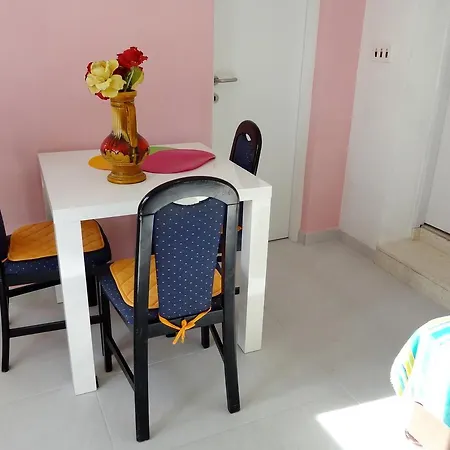 Businci 7560c Appartement